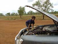 Un bon m&eacute;cano sur la Gibb River Road